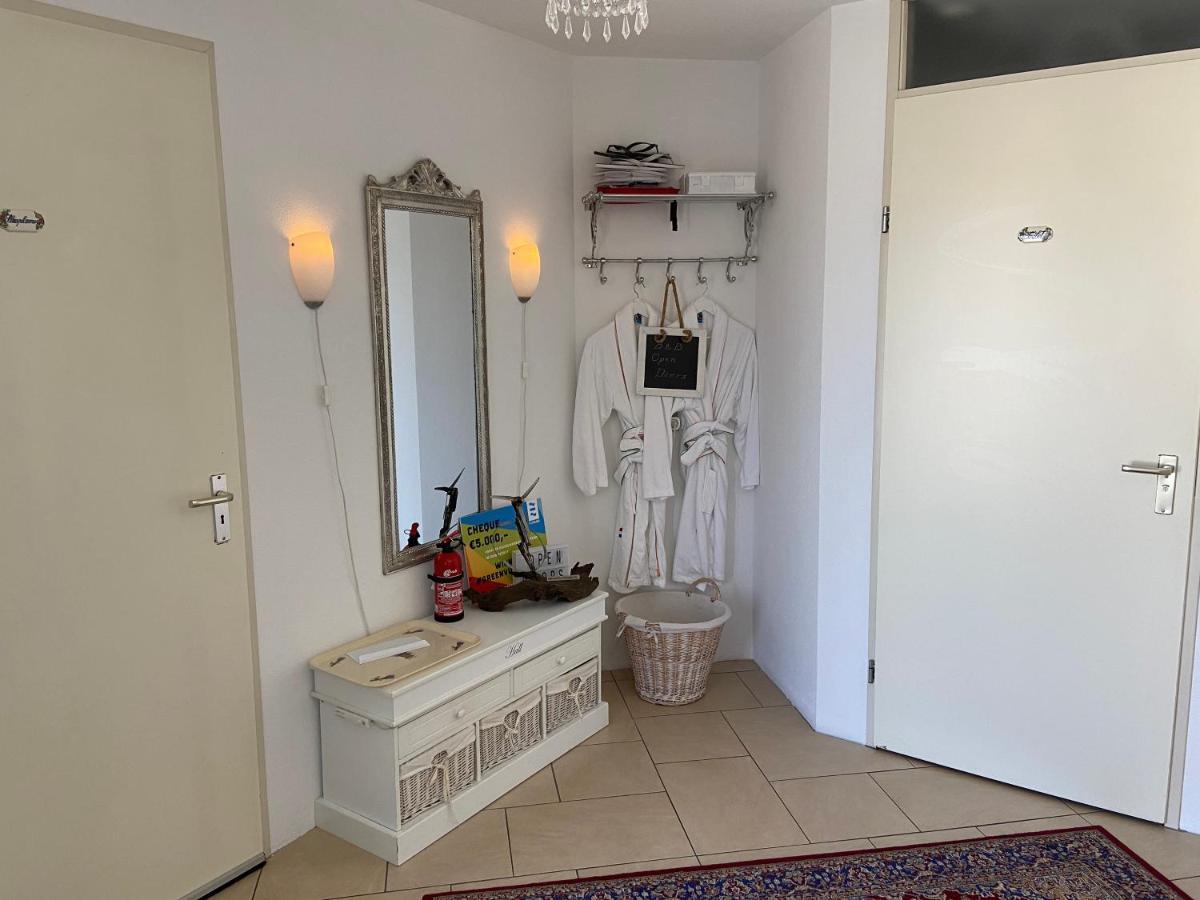 Guest House Open Doors Алмере Екстериор снимка
